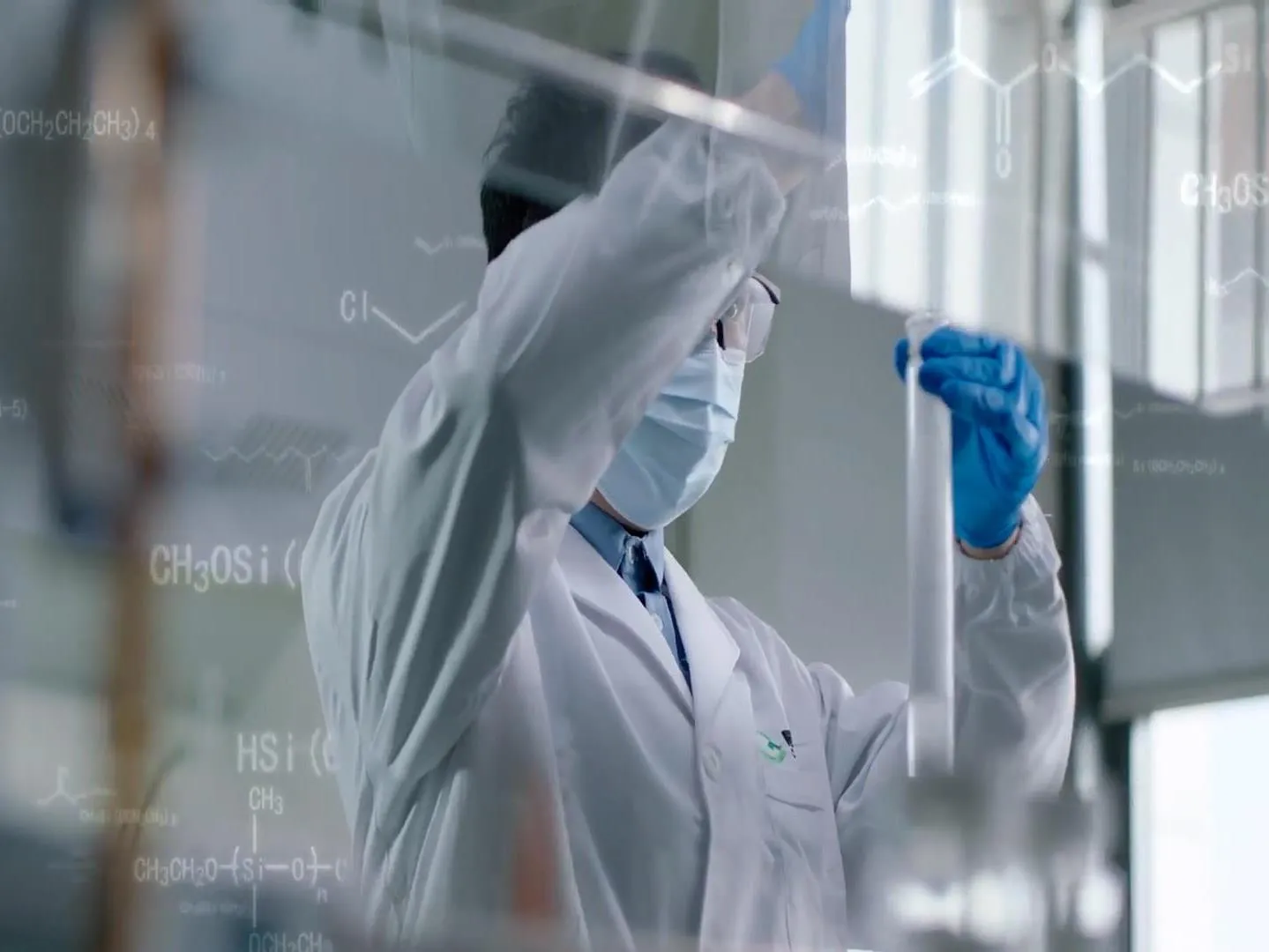 Pesquisa e desenvolvimento de silanos na CGSILANE